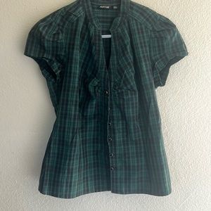 Apt. 9 green button up top
